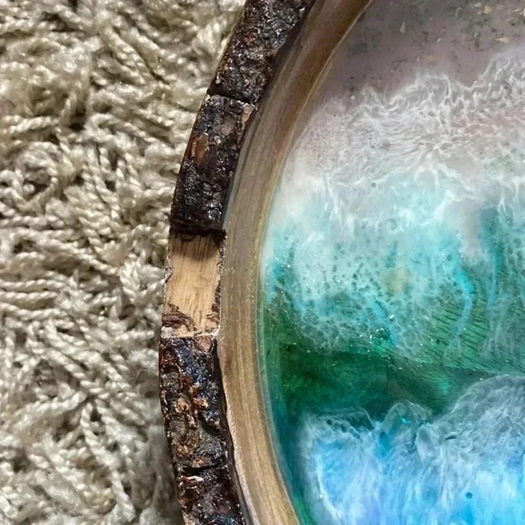 Decorative Wood Round Homemade Beach Resin Serving Plate - Picture 4 of 7